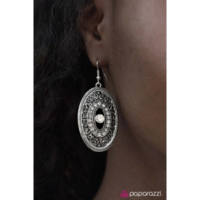 After Ever After White/Silver Earring